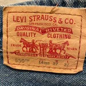 Levi’s 550 Relaxed Fit 14 Regular Waist 27 Length 27”